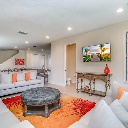 Modern Villa Wprivate Pool And Air Hockey Table Orlando Extérieur photo