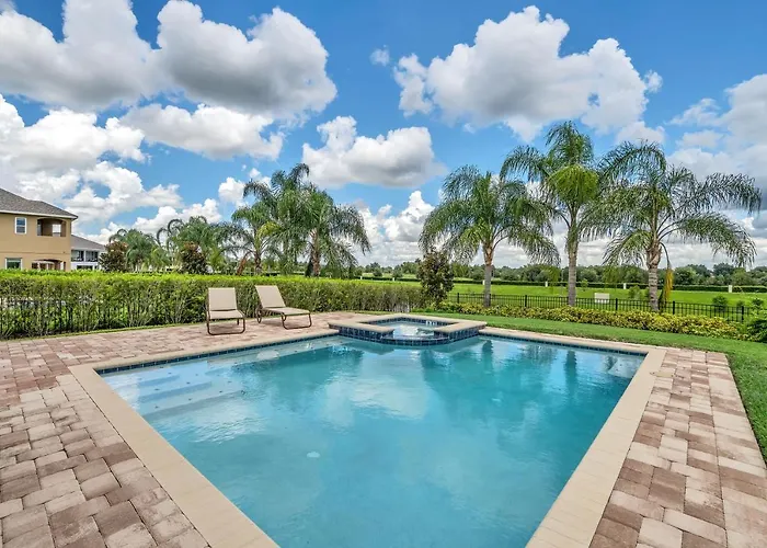 Modern Villa Wprivate Pool And Air Hockey Table